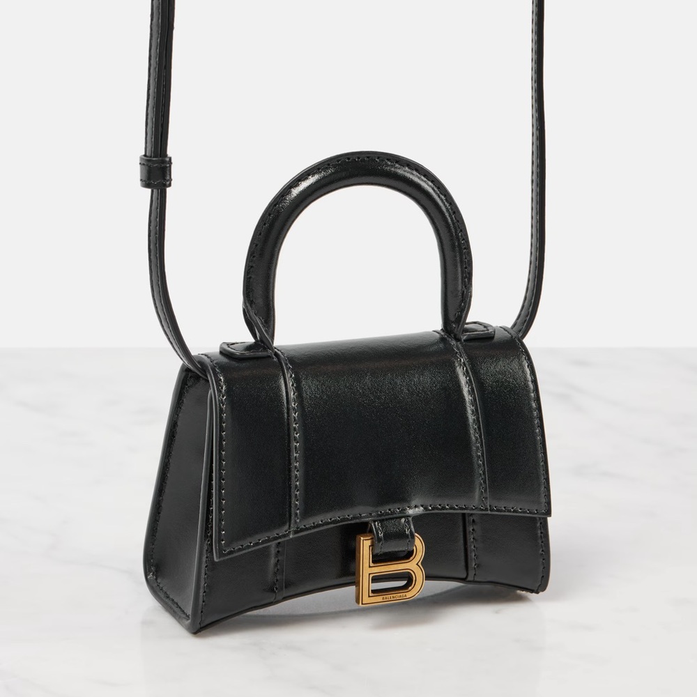Elegant Black Leather Handbag